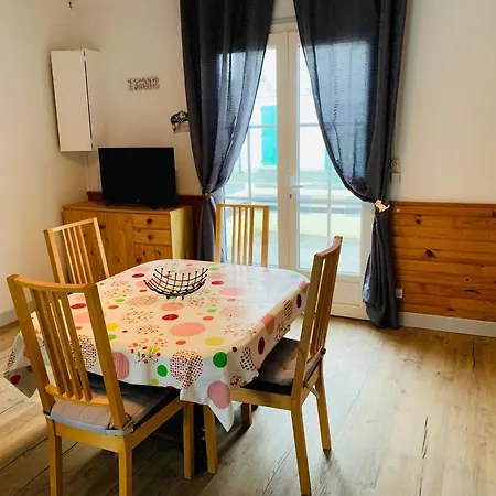 Cosy A 200m De La Plage, 2 Chambres, Garage, Animaux Admis, Au Coeur De - Fr-1-482-36 Apartment